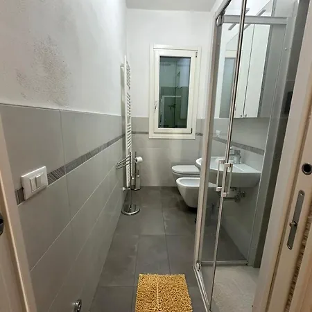Apartament Casa Mirandola - Primo Piano *