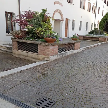 Apartament Casa Mirandola - Primo Piano